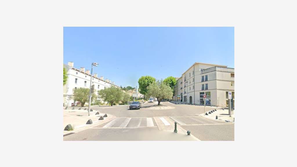 BUREAUX 110m² avec parking