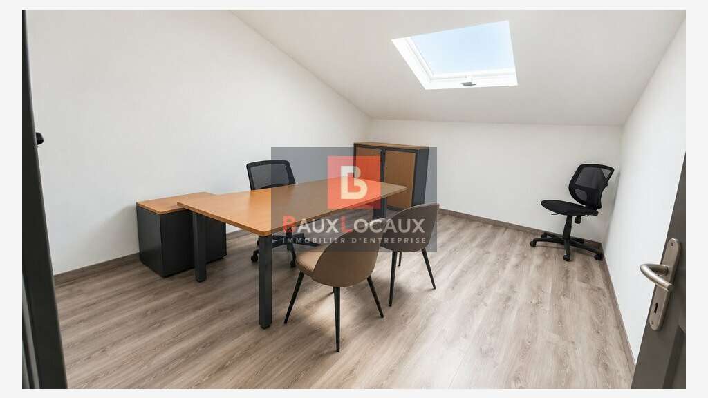 Bureaux de 271m² à louer zone d'activité Monteux