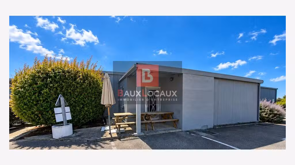 Bureaux de 271m² à louer zone d'activité Monteux