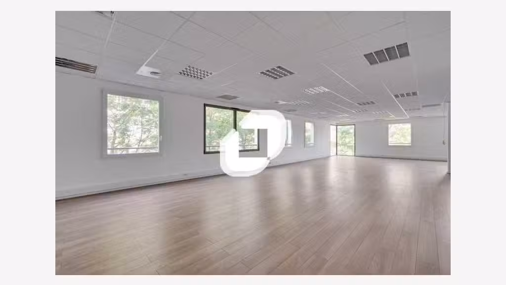 A louer Bureaux 436m² Montevrain