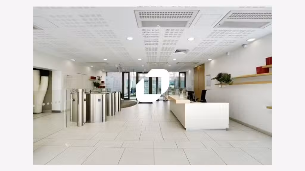 A louer Bureaux 519m² Montevrain