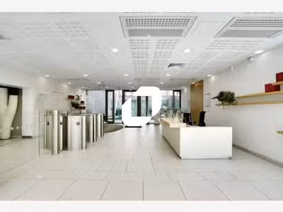 A louer Bureaux 519m² Montevrain