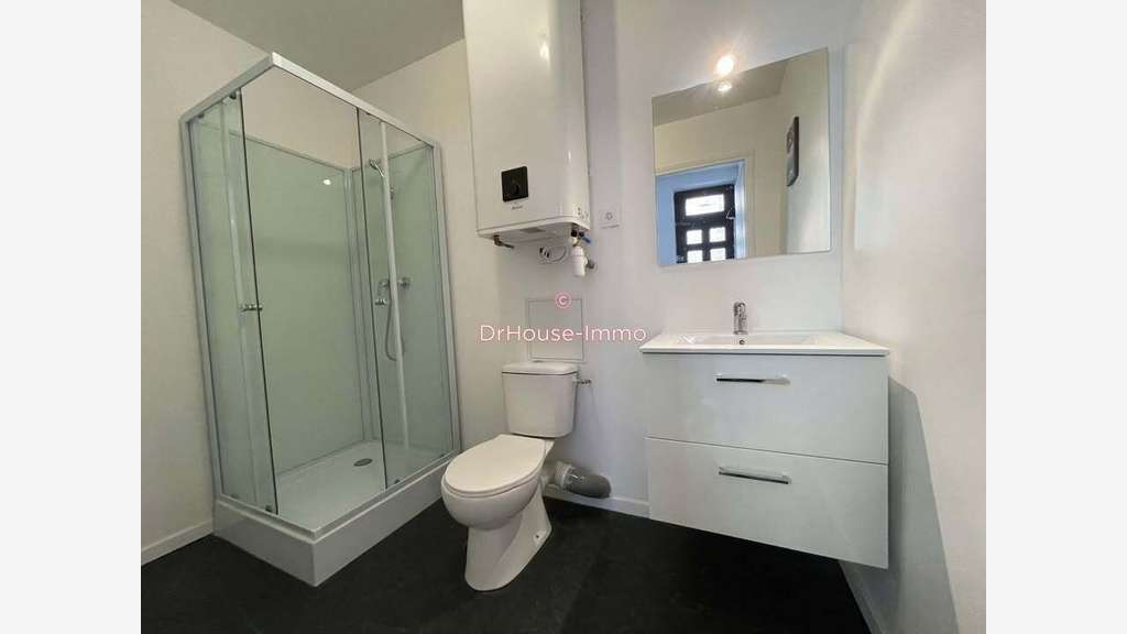 A louer local professionnel 30m² RDC à Montignac