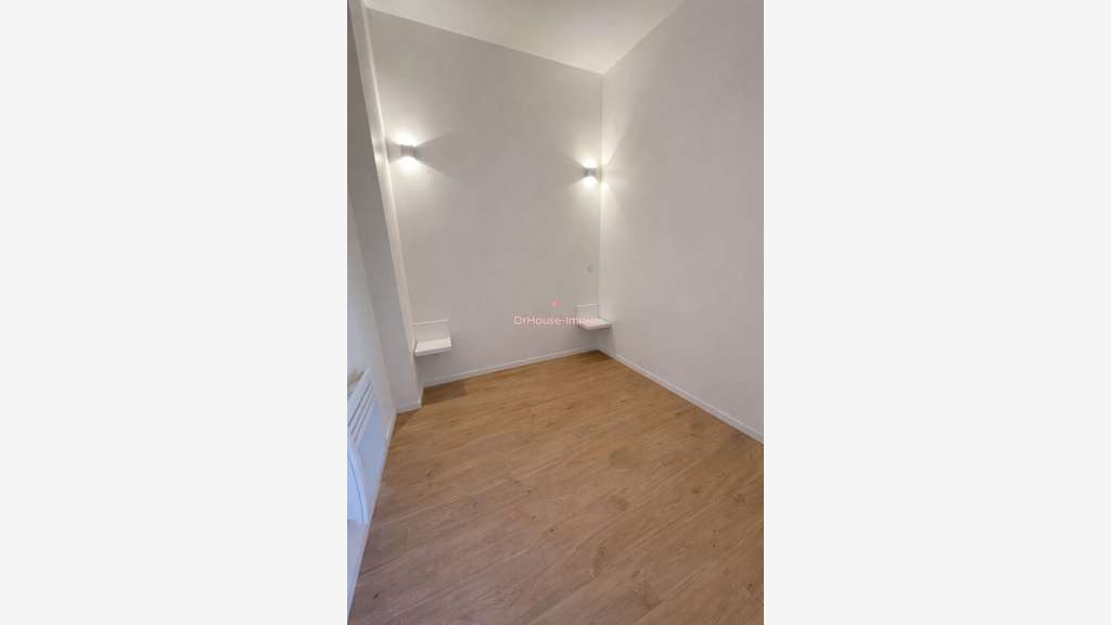 A louer local professionnel 30m² RDC à Montignac