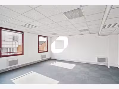 A louer Bureaux 135m² Montigny le bretonneux