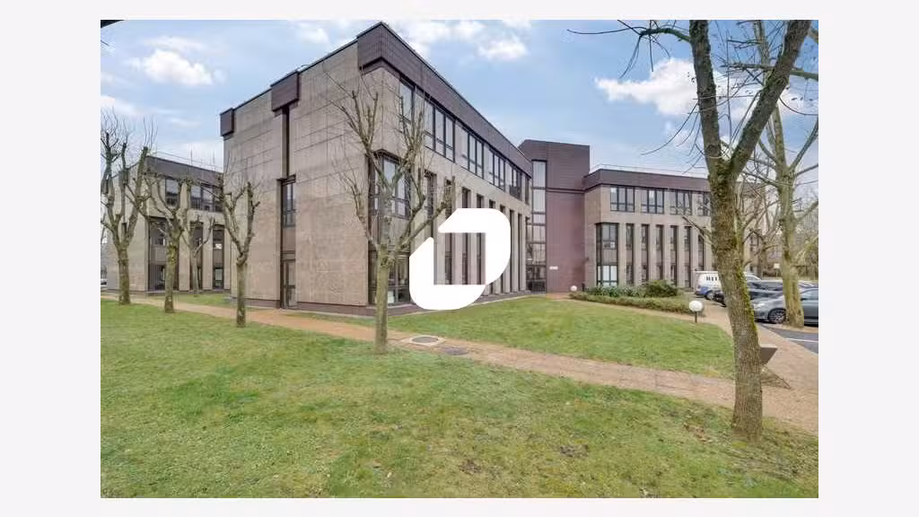 A louer Bureaux 1071m² Montigny le bretonneux