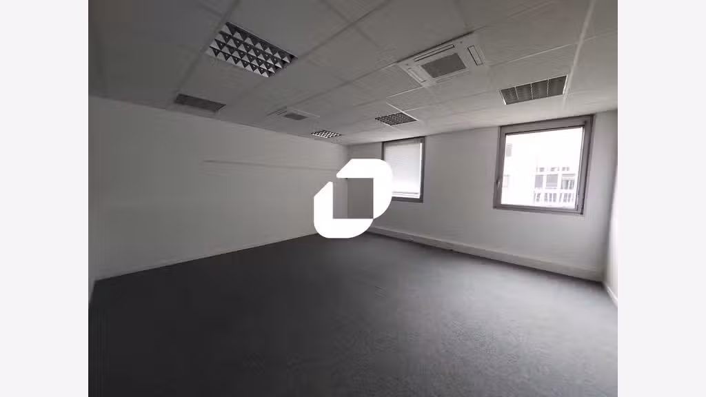 A louer Bureaux 371m² Montigny le bretonneux