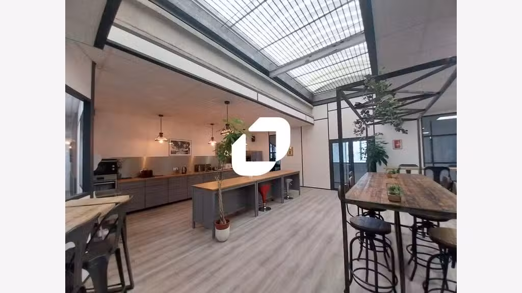 A louer Bureaux 1170m² Montigny le bretonneux