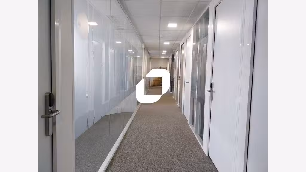 A louer Bureaux 48m² Montigny le bretonneux