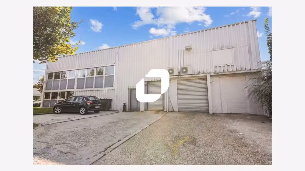 A louer Bureaux 328m² Montigny le bretonneux
