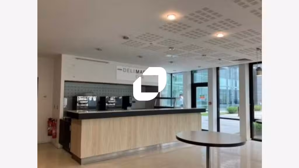 A louer Bureaux 9941m² Montigny le bretonneux