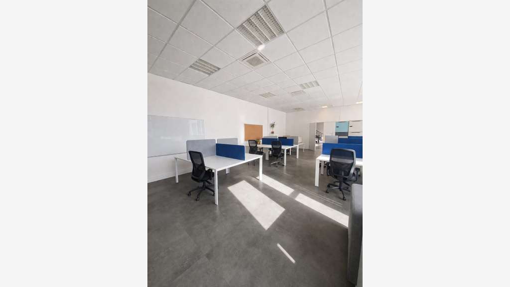 Bureaux à louer ZA Pas du Lac à Montigny