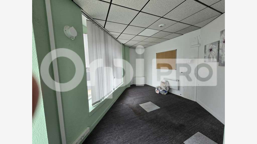 Loue espace professionnel 192m² à Montluçon centre