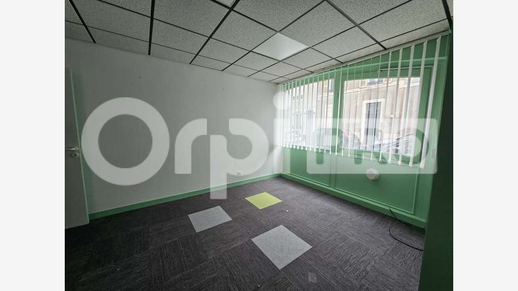 Loue espace professionnel 192m² à Montluçon centre