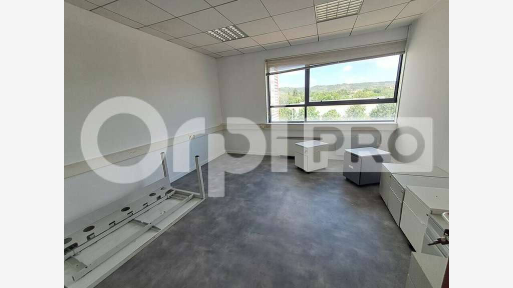 Location bureaux haut de gamme 500m² à Montluçon
