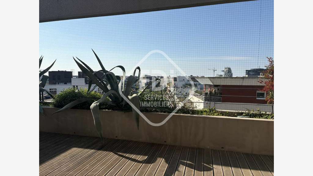 A louer bureaux 650m² Port Marianne Montpellier