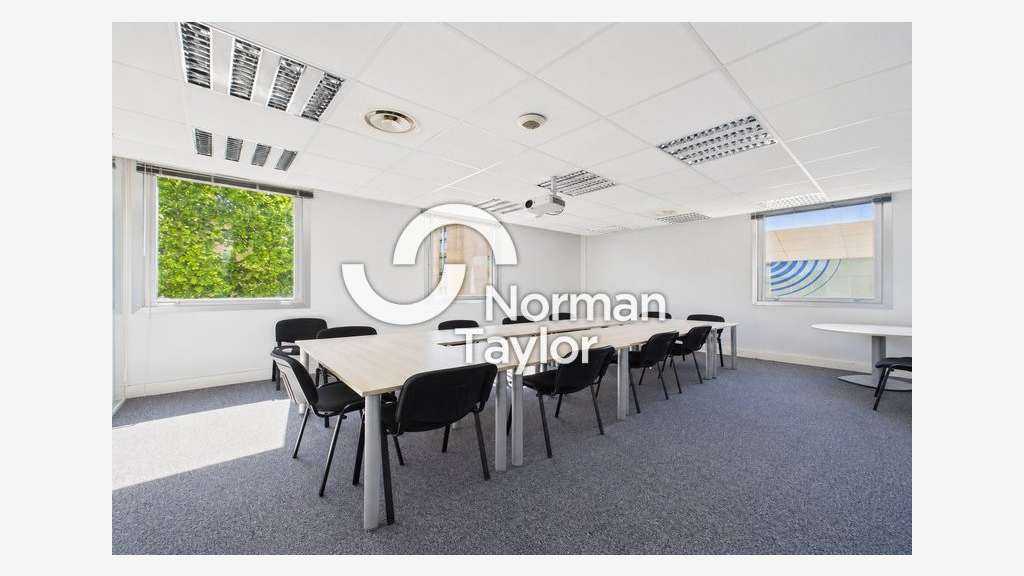 BUREAUX à louer dans le 34