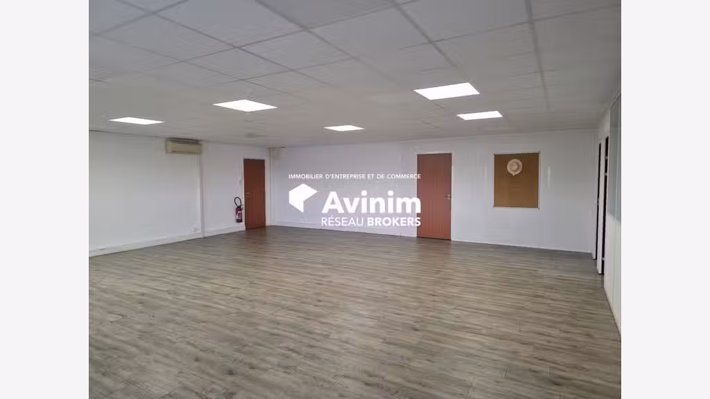 Bureaux 124,85m² à louer à Montpellier Garosud