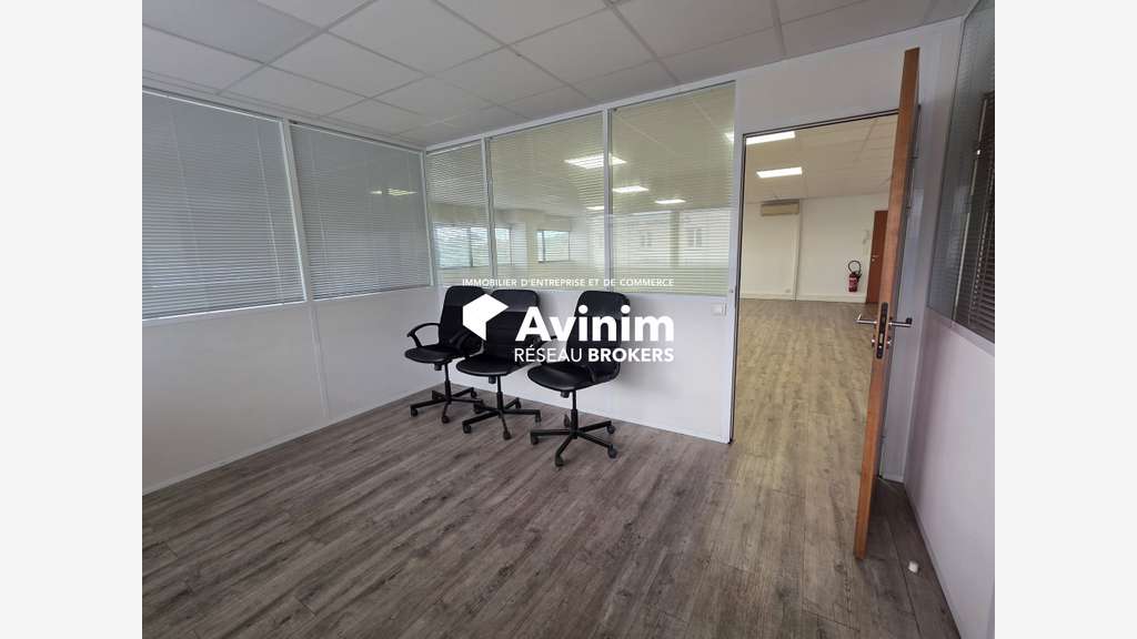 Bureaux 124,85m² à louer à Montpellier Garosud