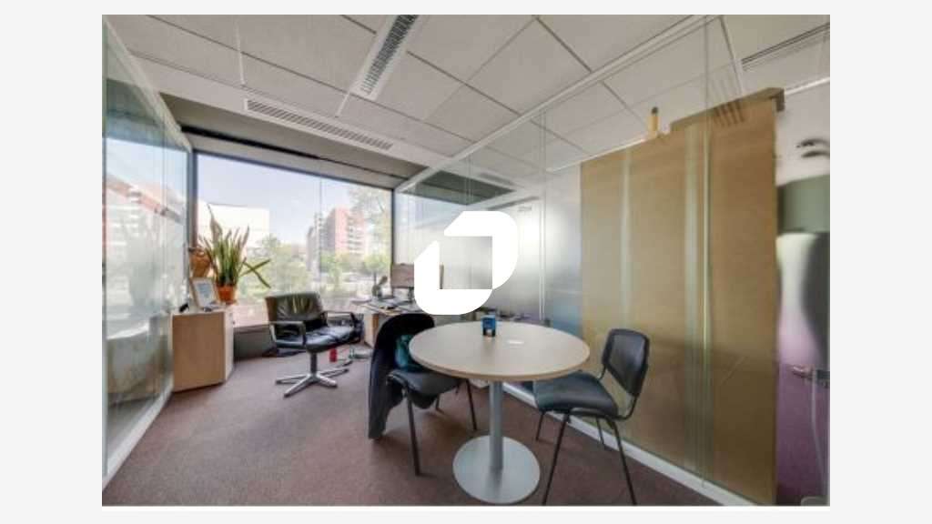 A louer Bureaux 1400m² Montreuil