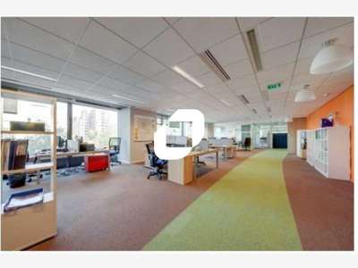 A louer Bureaux 391m² Montreuil