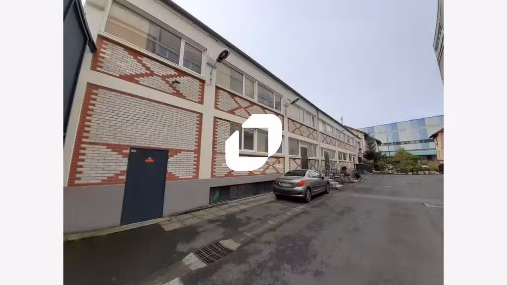 A louer Bureaux 559m² Montreuil