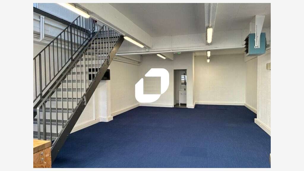 A louer Bureaux 174m² Montreuil