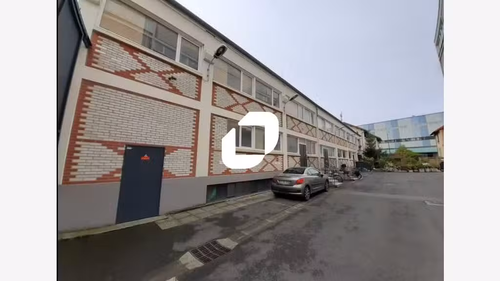 A louer Bureaux 174m² Montreuil