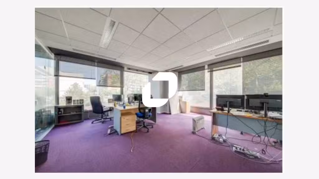 A louer Bureaux 7041m² Montreuil