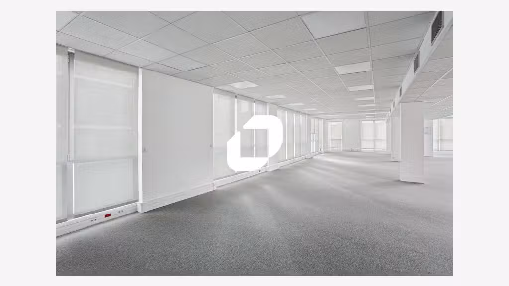 A louer Bureaux 583m² Montreuil