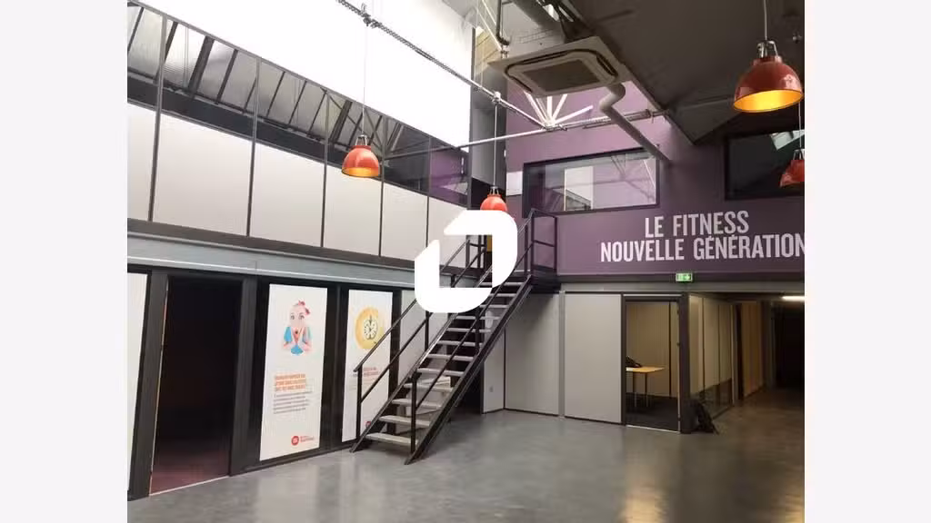 A louer Bureaux 756m² Montreuil