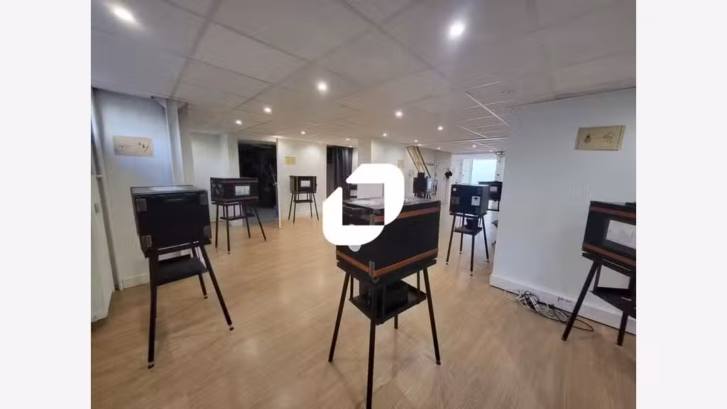 A louer Bureaux 292m² Montrouge