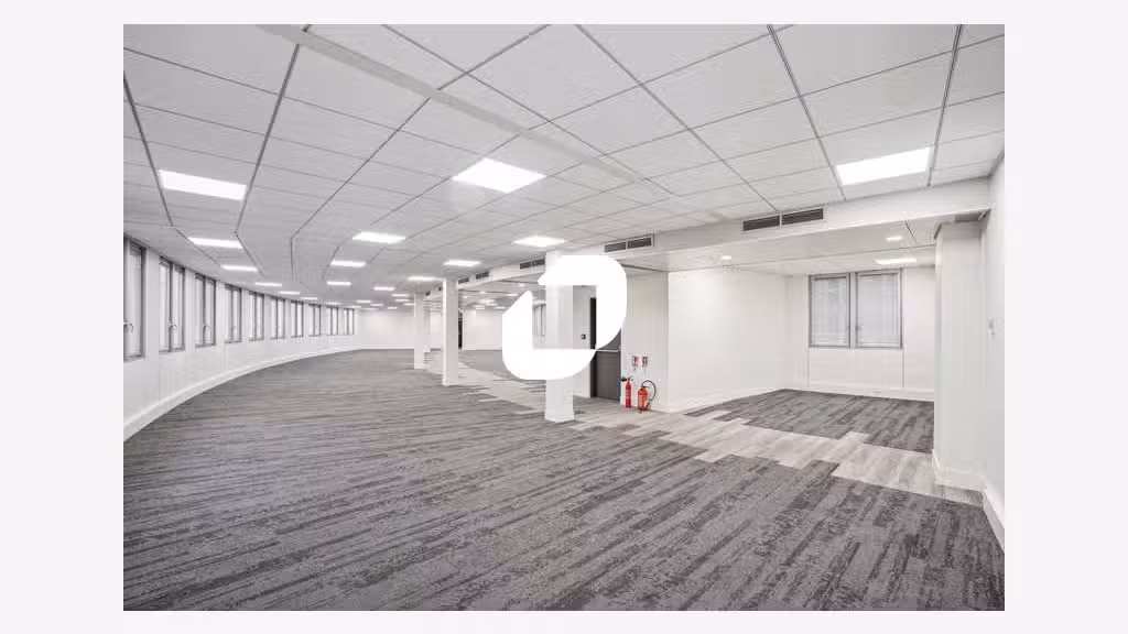 A louer Bureaux 2318m² Montrouge