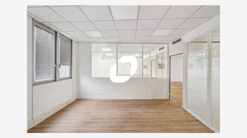 A louer Bureaux 2318m² Montrouge