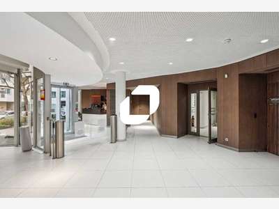 A louer Bureaux 2318m² Montrouge