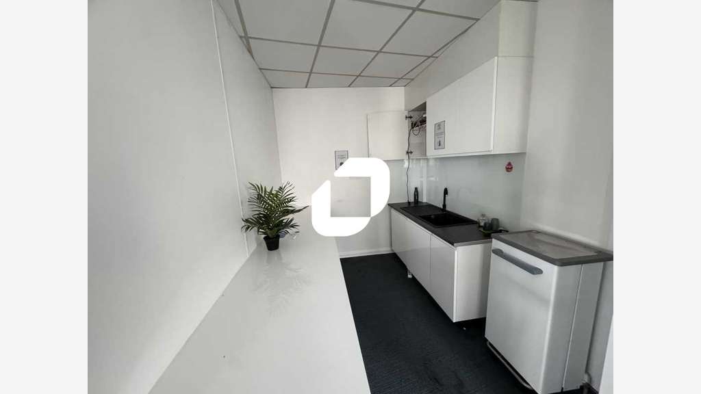 A louer Bureaux 145m² Montrouge