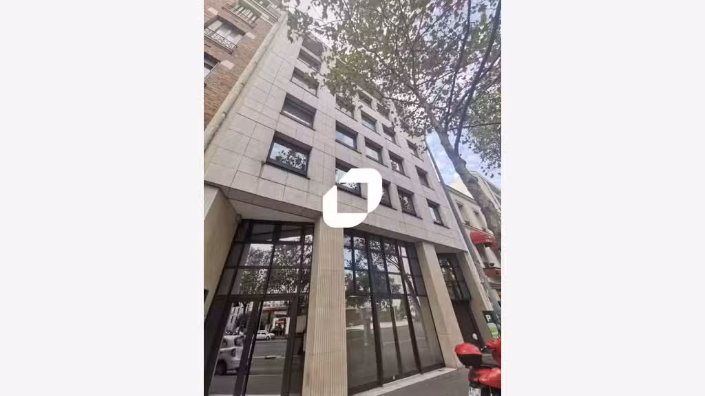 A louer Bureaux 186m² Montrouge