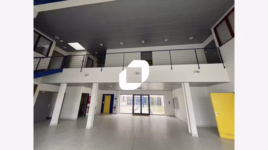 A louer Bureaux 1260m² Morangis