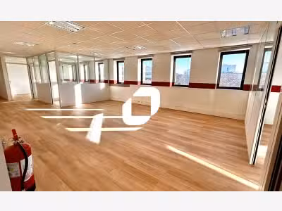 A louer Bureaux 150m² Nanterre