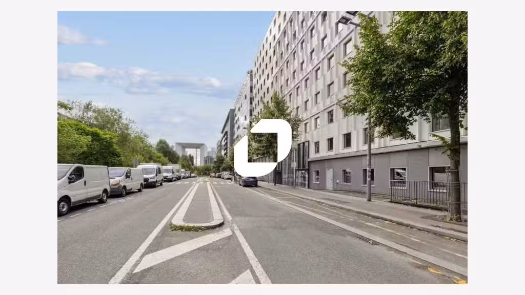 A louer Bureaux 2472m² Nanterre