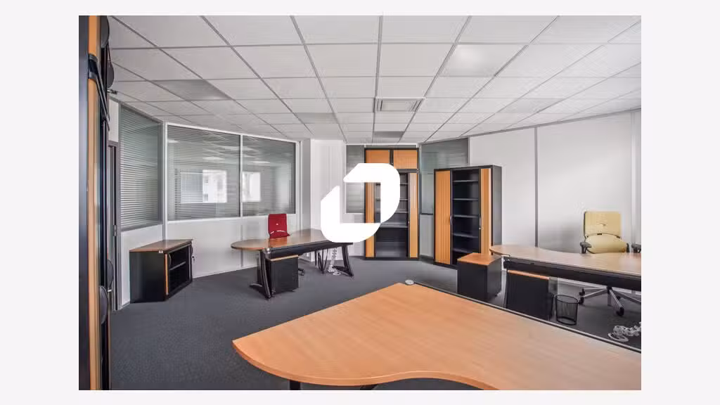 A louer Bureaux 302m² Nanterre