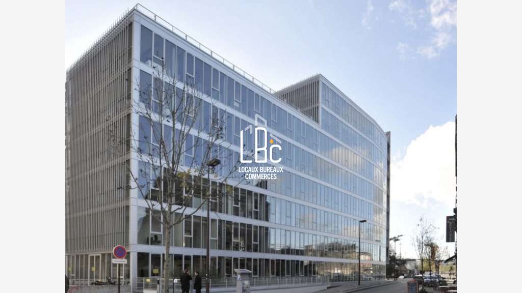 A louer bureau de 295m² avec terrasse à Nantes 