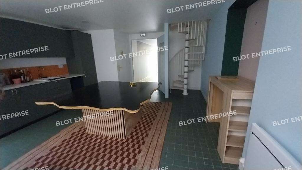 À LOUER - BUREAUX - 110 M² - NANTES