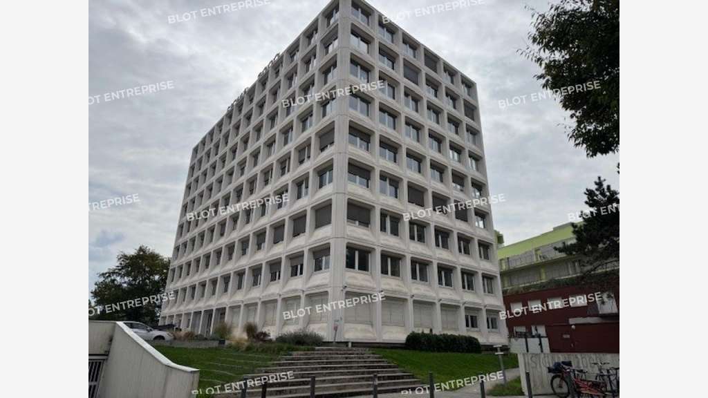 À LOUER - BUREAUX - 141 M² - NANTES