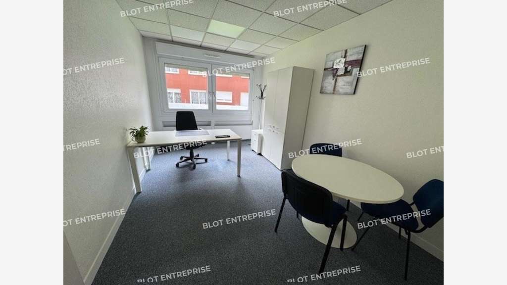 À LOUER - BUREAUX - 141 M² - NANTES
