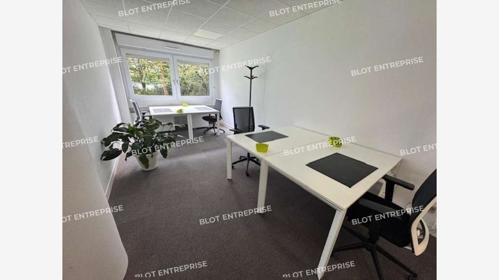 À LOUER - BUREAUX - 141 M² - NANTES