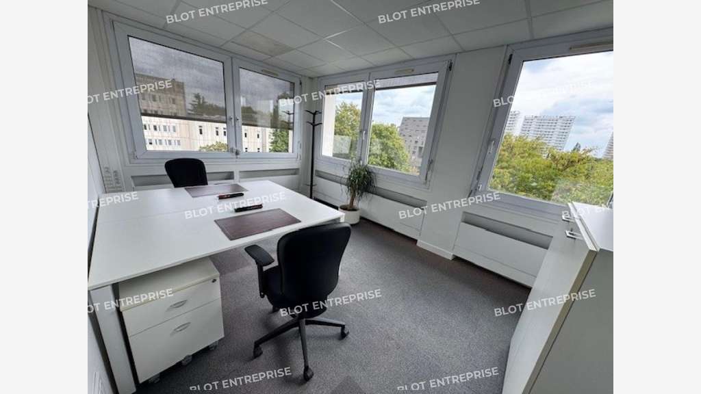 À LOUER - BUREAUX - 141 M² - NANTES