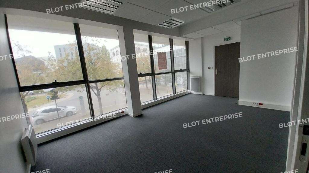 À LOUER - BUREAUX - 174 M² - NANTES