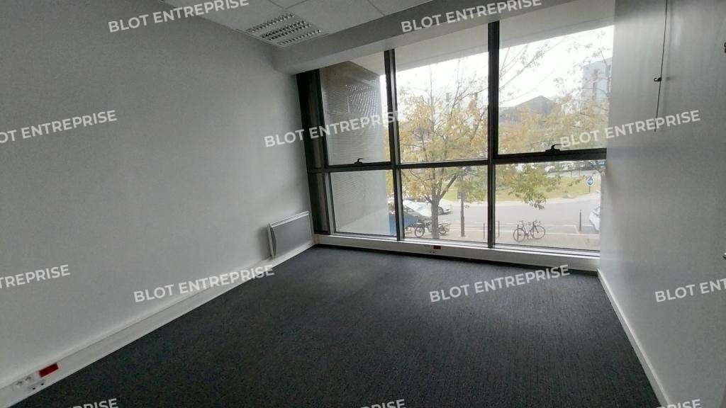 À LOUER - BUREAUX - 174 M² - NANTES