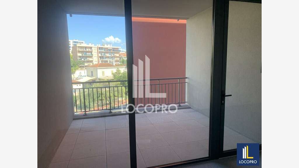A louer bureau neuf 129m² R+3 à Nice Arénas